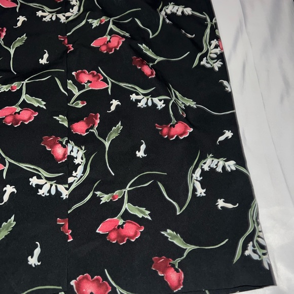 Cleveland Street Size 10 Skirt Wrap Floral Length 34” Poly M1 - Picture 2 of 5